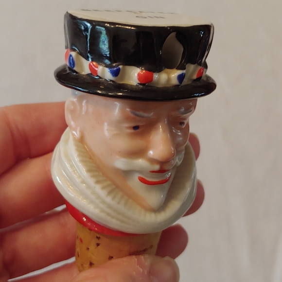 Vintage Wade Beefeater Gin Stopper - Picture 9 of 12
